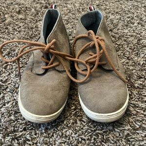 Boys Tommy Hilfiger shoes